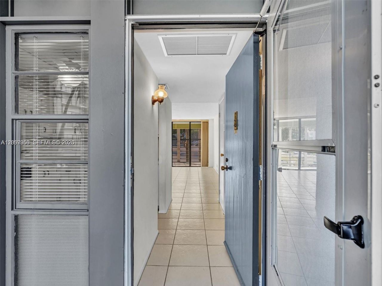 20500 W Country Club Dr , Unit 203, Aventura, FL 33180 Photo
