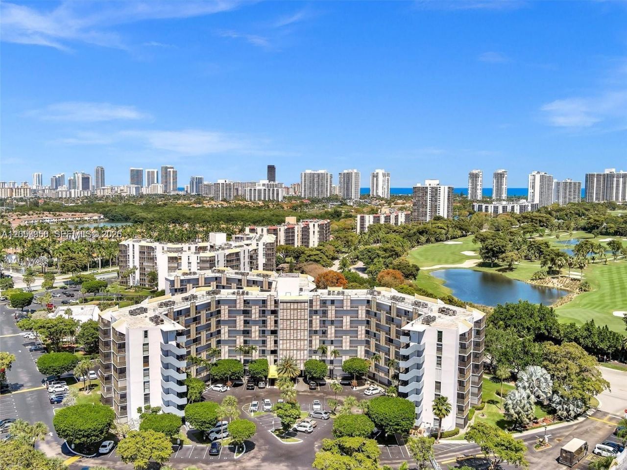 20500 W Country Club Dr , Unit 203, Aventura, FL 33180 Photo