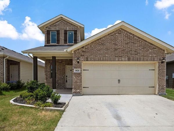 1024 Runnels Lane, Aubrey, TX 76227