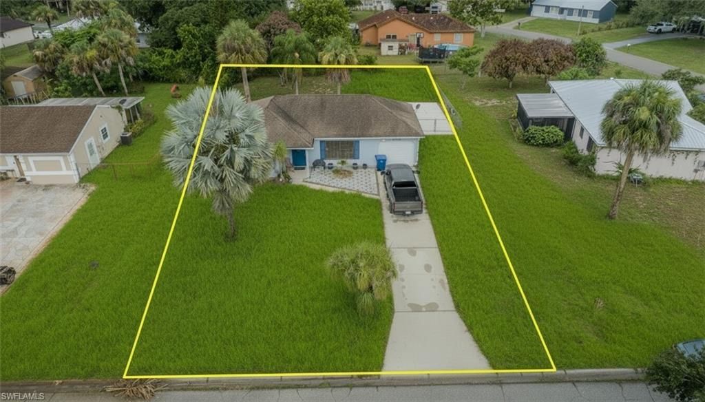 4016 E Sunflower Cir , Labelle, FL 33935 Photo