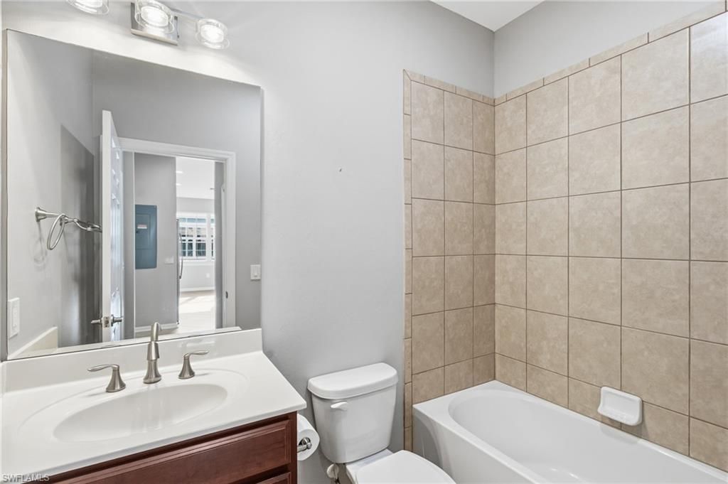 18261 Creekside Preserve Loop, Unit 202, Fort Myers, FL 33908 Photo