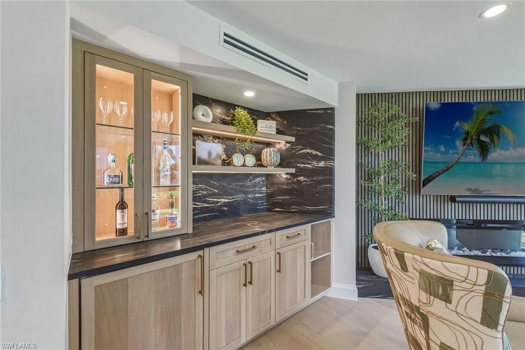 4401 Gulf Shore Blvd N, Unit B202, Naples, FL 34103 Photo