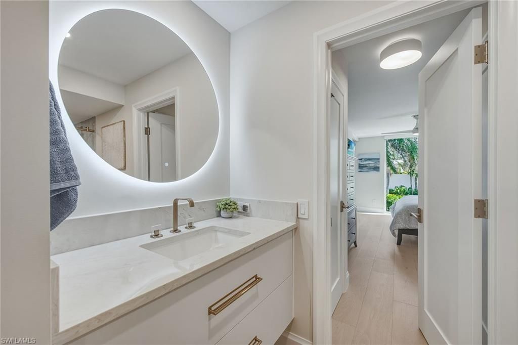 4401 Gulf Shore Blvd N, Unit B202, Naples, FL 34103 Photo