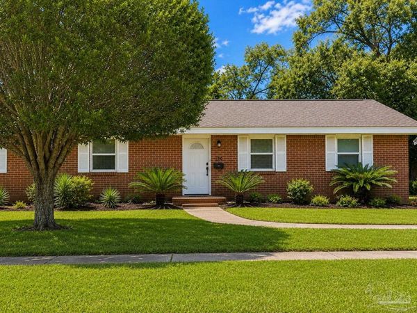 170 Overlook Dr, Pensacola, FL 32503