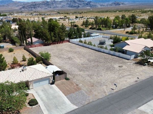 5960 Doubletree Road , Pahrump, NV 89061