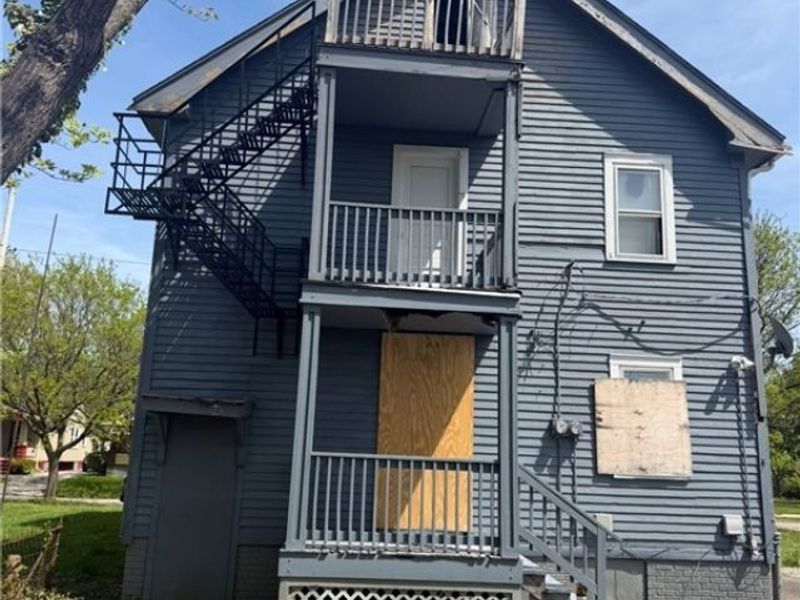 3476 E 104th Street, Cleveland, OH 44104 Photo 4