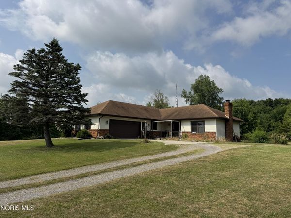 1737 9 Road, Edgerton, OH 43517