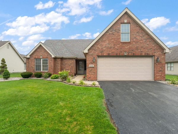 10011 Wildwood Lane , Highland, IN 46322