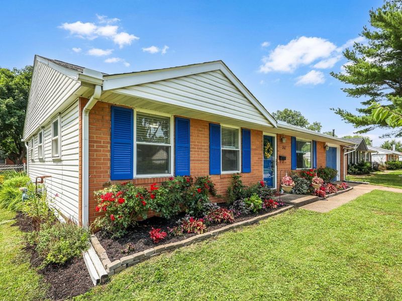 267 Lincolnshire Road, Gahanna, OH 43230 Photo 2