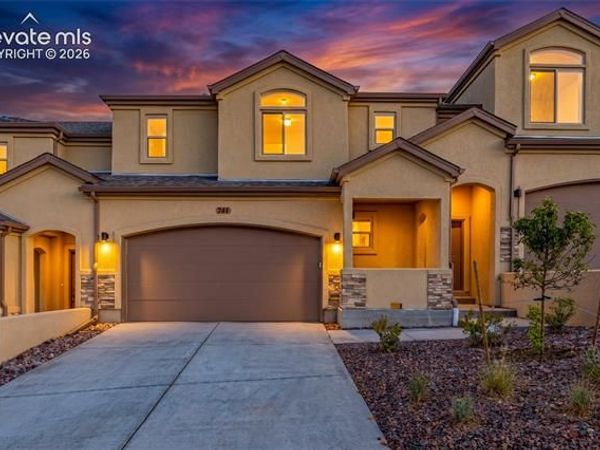 741 Little Bear Grove, Colorado Springs, CO 80907