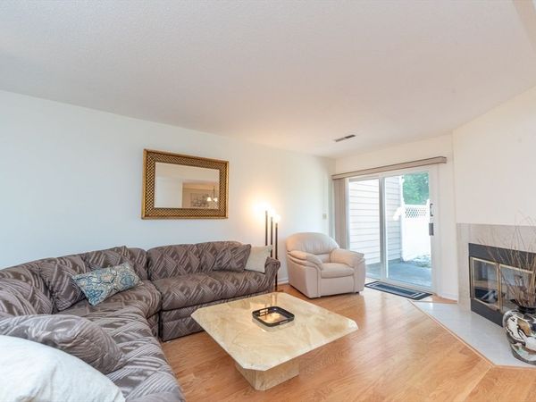 8 Canvasback Way, Unit 8, Walpole, MA 02081