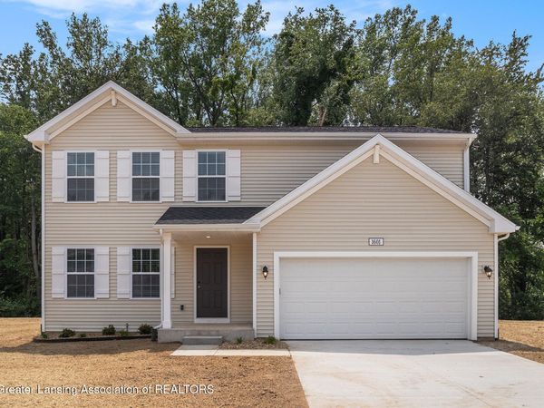 788 Saint Andrews Drive, Eaton Rapids, MI 48827