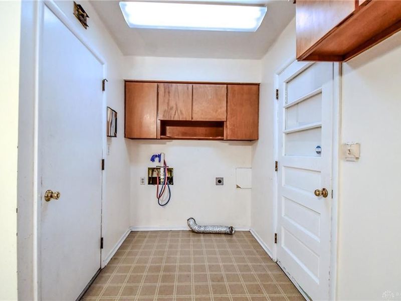 1012 E Stroop Road, Kettering, OH 45429 Photo 15