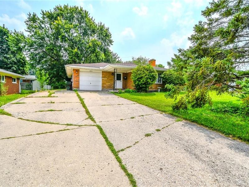 1012 E Stroop Road, Kettering, OH 45429 Photo 2