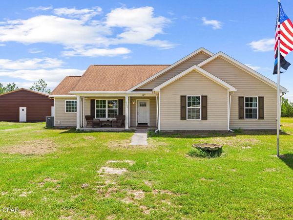 8100 Macaw Lane , Youngstown, FL 32466