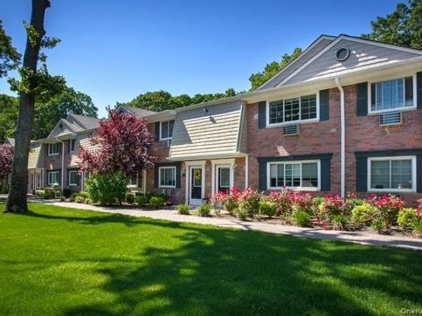 2 Beaumont Place , Unit 203B, Coram, NY 11727