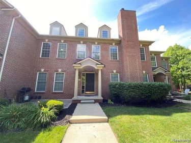 215 S VILLAGE Way , CANTON, MI 48188