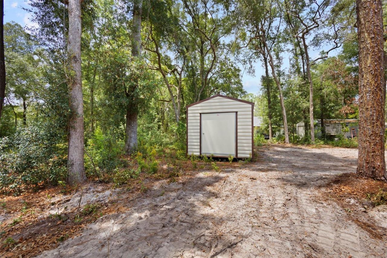 8071 NW 172nd Lane , Trenton, FL 32693 Photo
