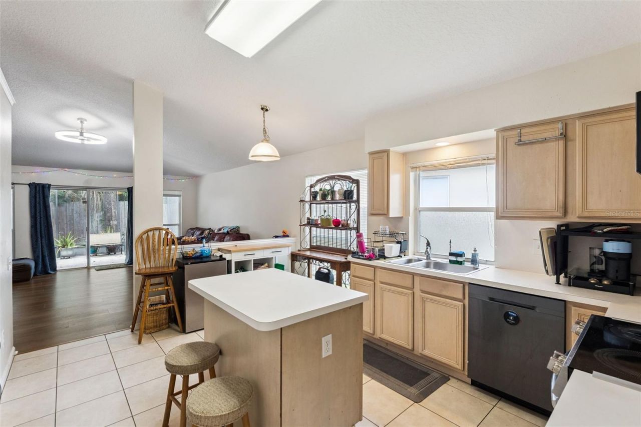 266 Hanging Moss Circle, Lake Mary, FL 32746 Photo