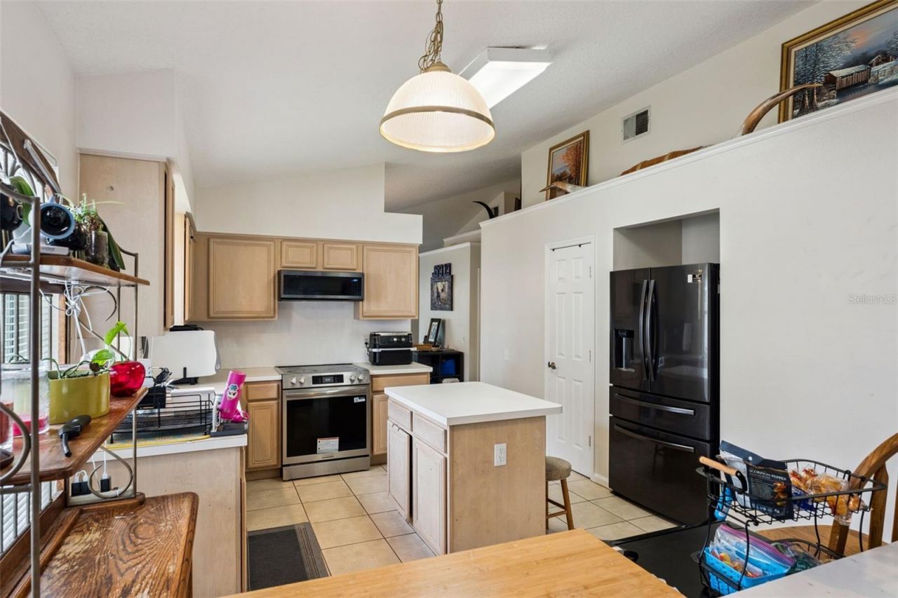 266 Hanging Moss Circle, Lake Mary, FL 32746 Photo