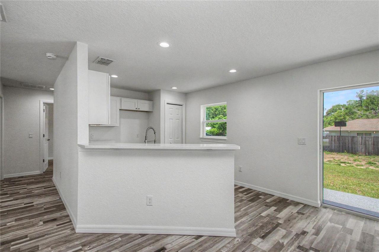 6197 NW 61st Street , Ocala, FL 34482 Photo