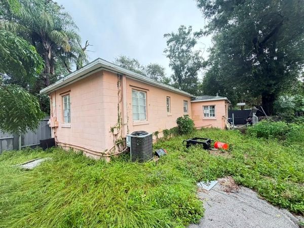 1011 E 108TH AVENUE , TAMPA, FL 33612