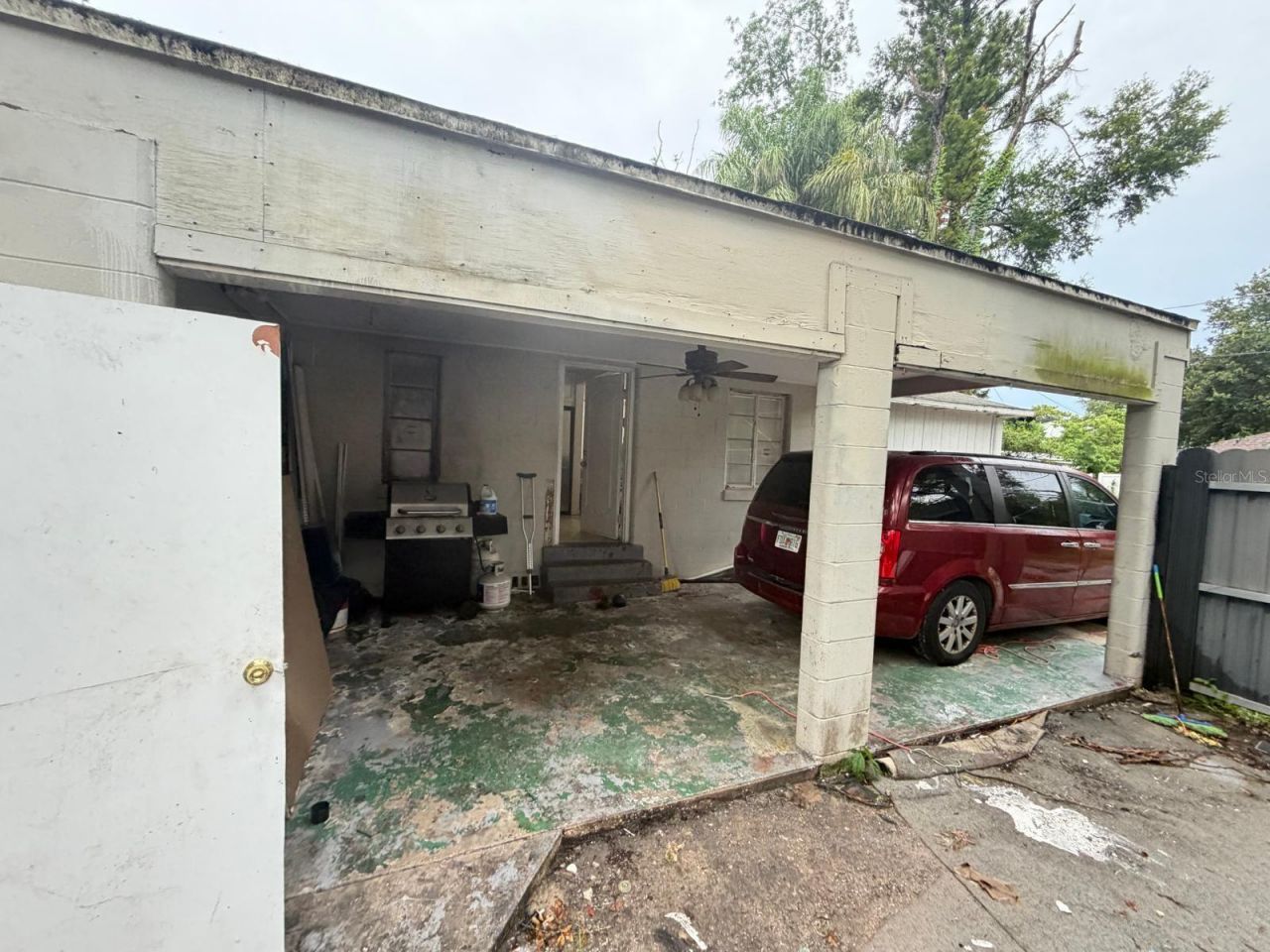 1011 E 108th Avenue , Tampa, FL 33612 Photo