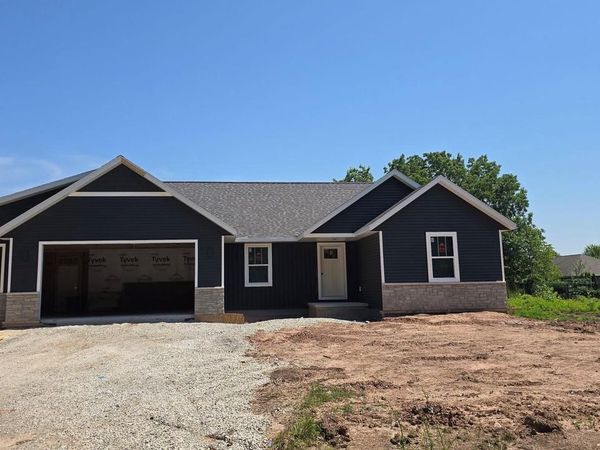 1005 LOTUS TRAIL, Menasha, WI 54952