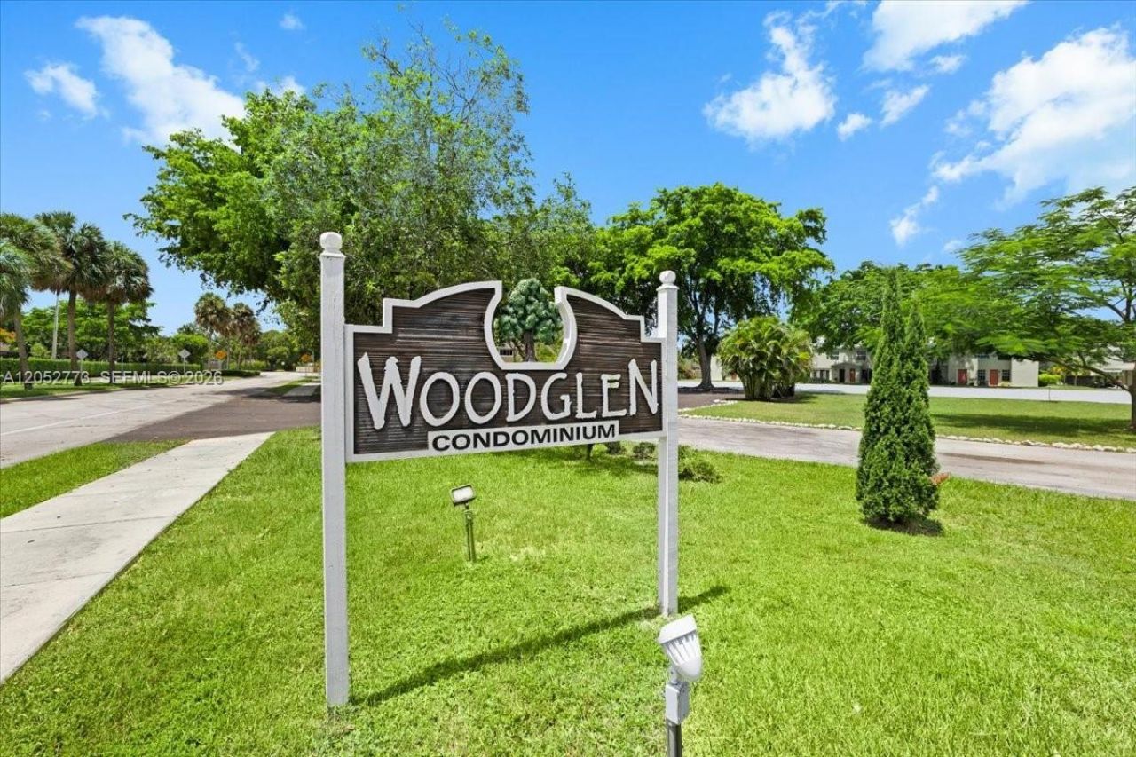5850 NW 57th Ave , Unit 7, Tamarac, FL 33319 Photo