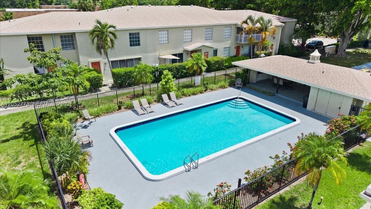 5850 NW 57th Ave , Unit 7, Tamarac, FL 33319 Photo