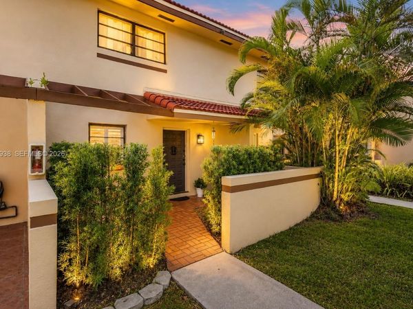 6256 SW 136th Ct , Unit 104E, Miami, FL 33183