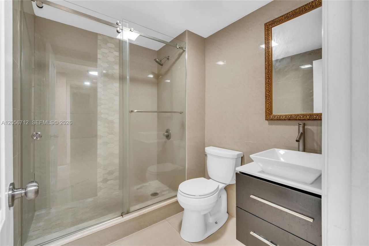 4848 NW 24th Ct , Unit 118, Lauderdale Lakes, FL 33313 Photo