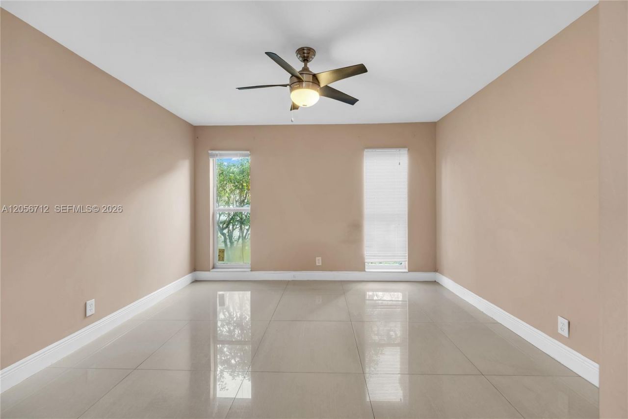 4848 NW 24th Ct , Unit 118, Lauderdale Lakes, FL 33313 Photo