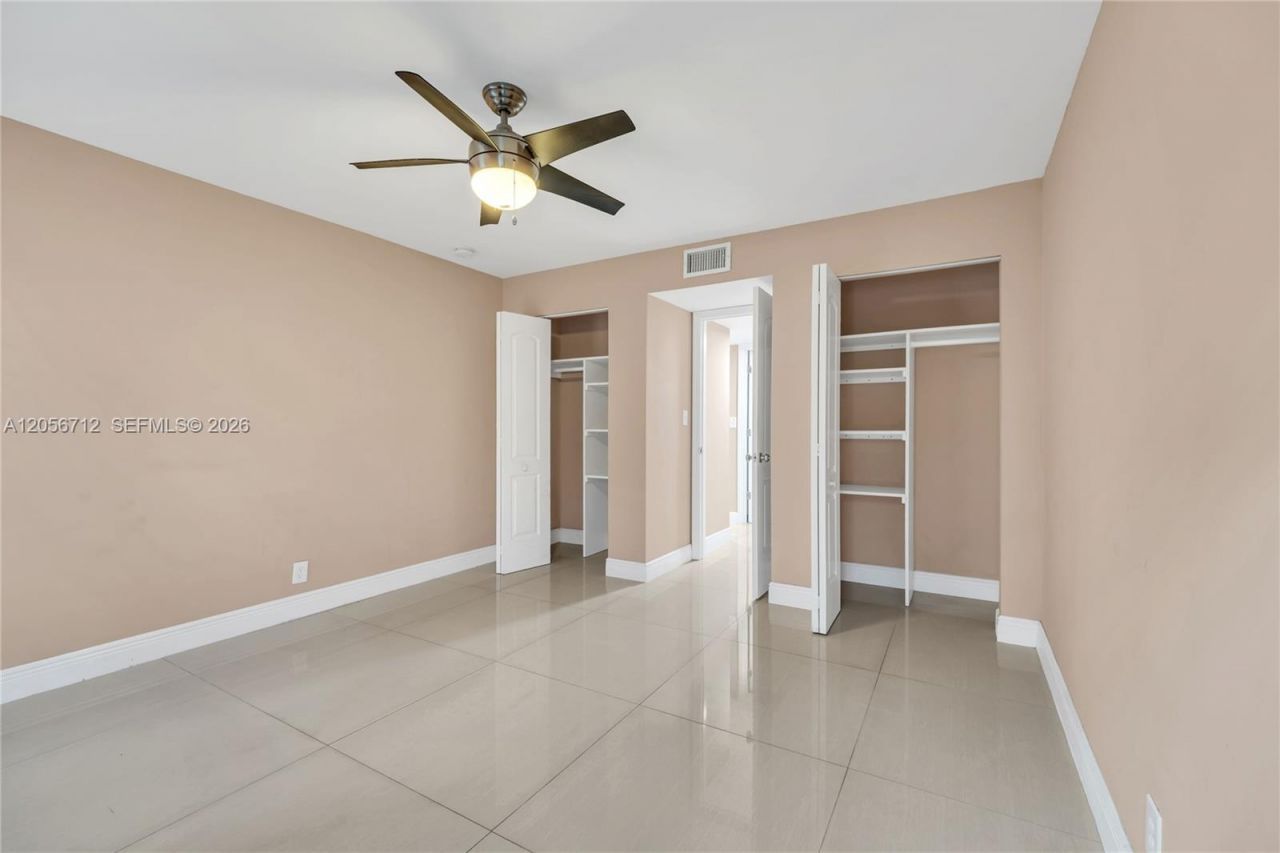 4848 NW 24th Ct , Unit 118, Lauderdale Lakes, FL 33313 Photo