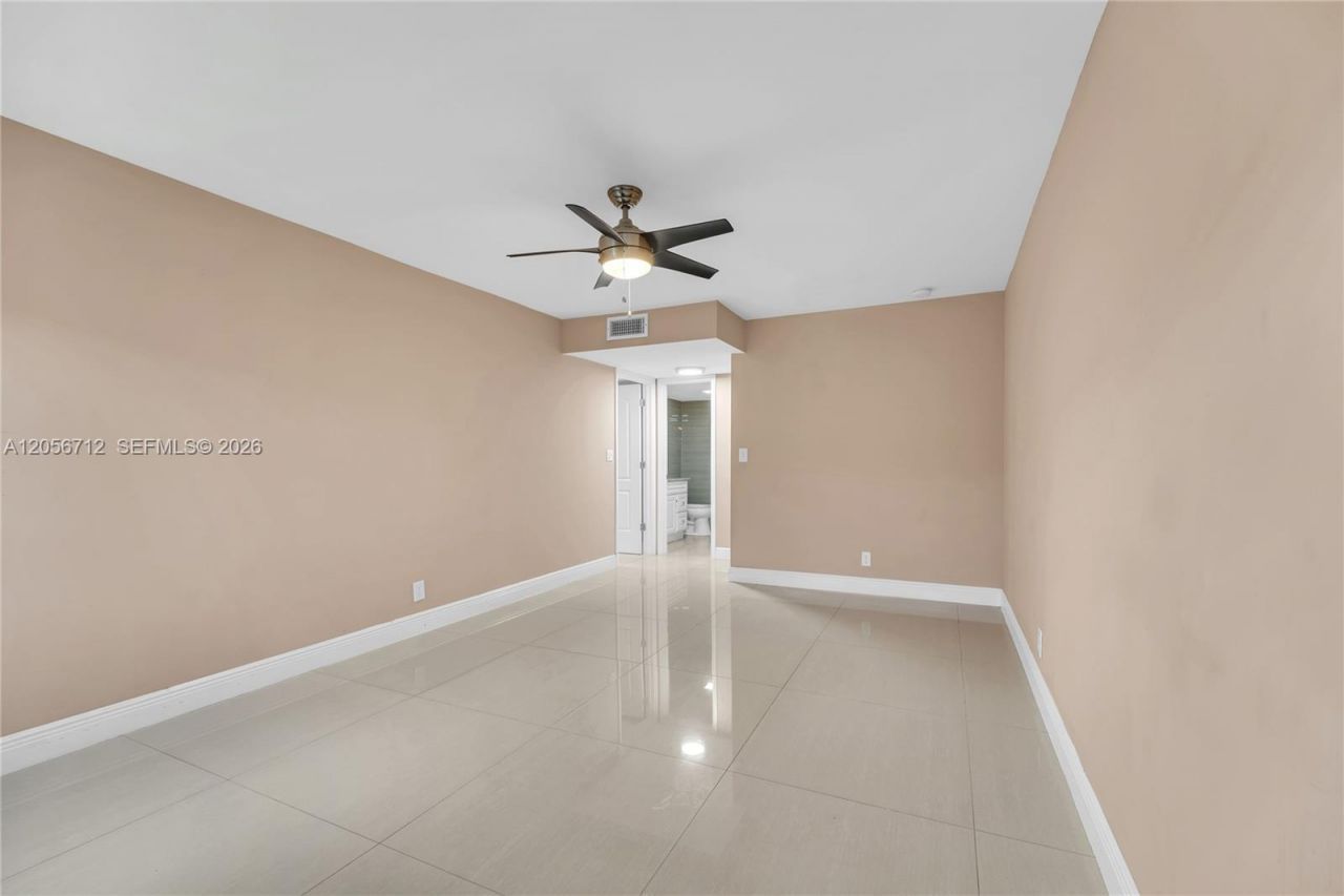 4848 NW 24th Ct , Unit 118, Lauderdale Lakes, FL 33313 Photo