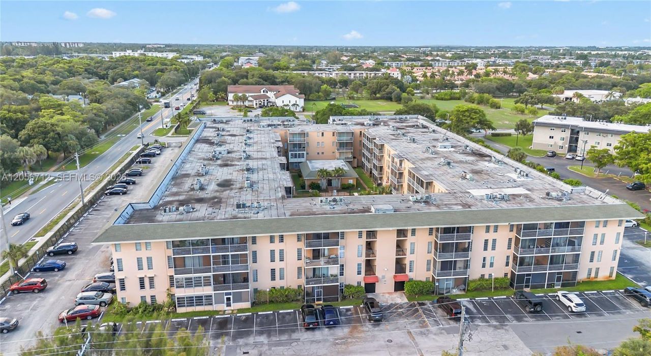 4848 NW 24th Ct , Unit 118, Lauderdale Lakes, FL 33313 Photo