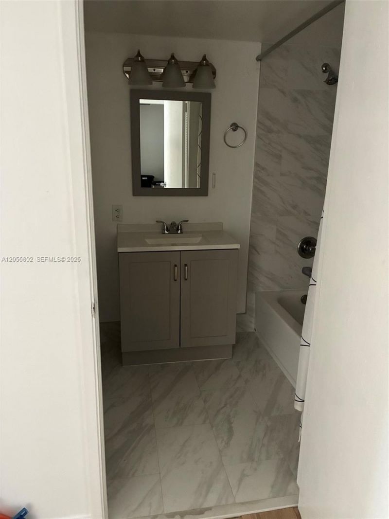 850 N Miami Ave , Unit W-406, Miami, FL 33136 Photo