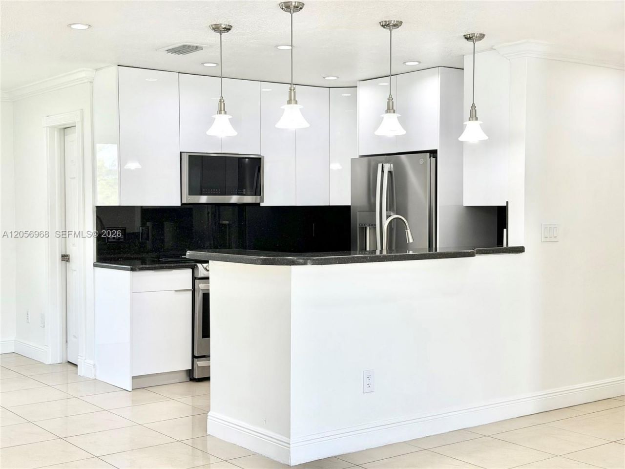3250 SW 72 Ct , Miami, FL 33155 Photo