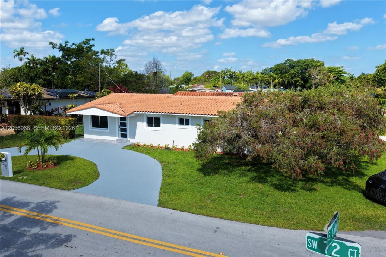 3250 SW 72 Ct , Miami, FL 33155 Photo