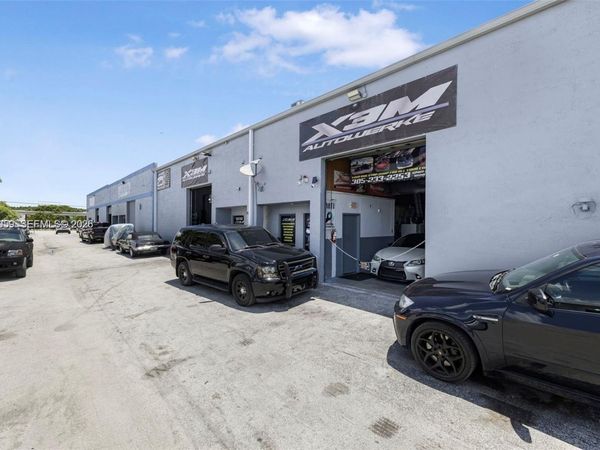 12470 SW 128th St, Miami, FL 33186