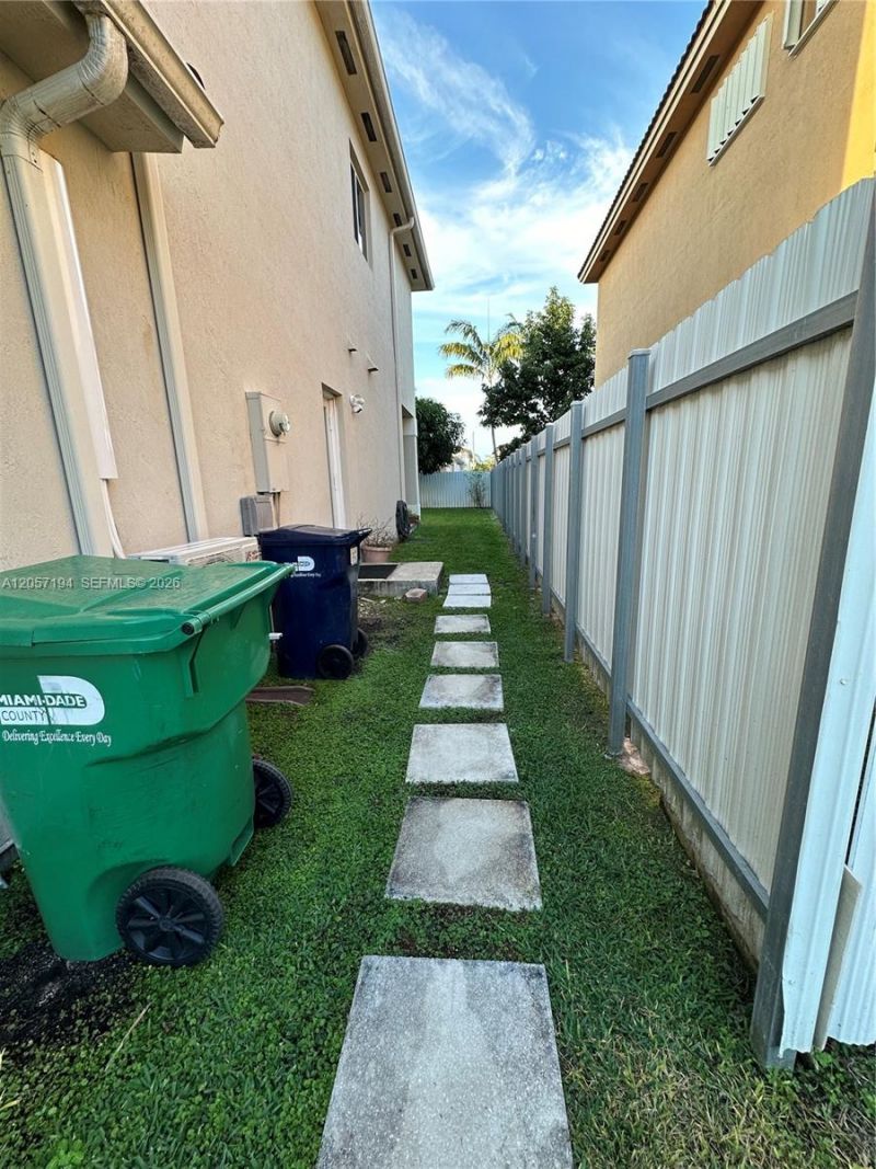 15603 SW 178th St , Unit -, Miami, FL 33187 Photo