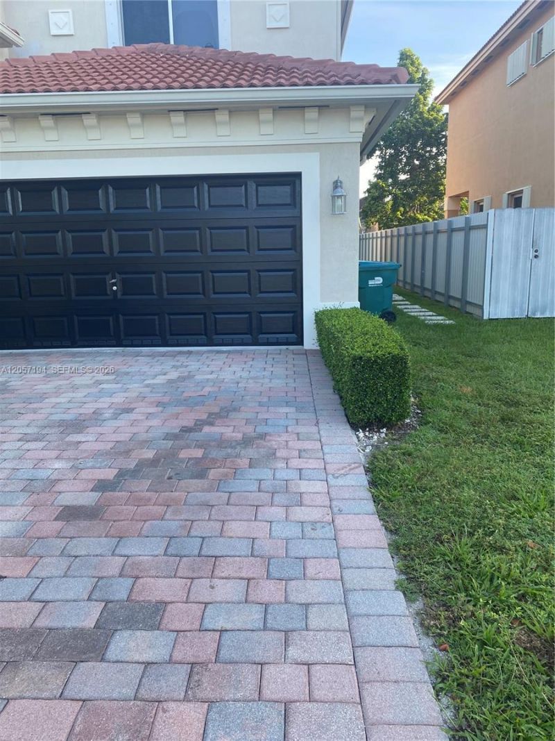 15603 SW 178th St , Unit -, Miami, FL 33187 Photo