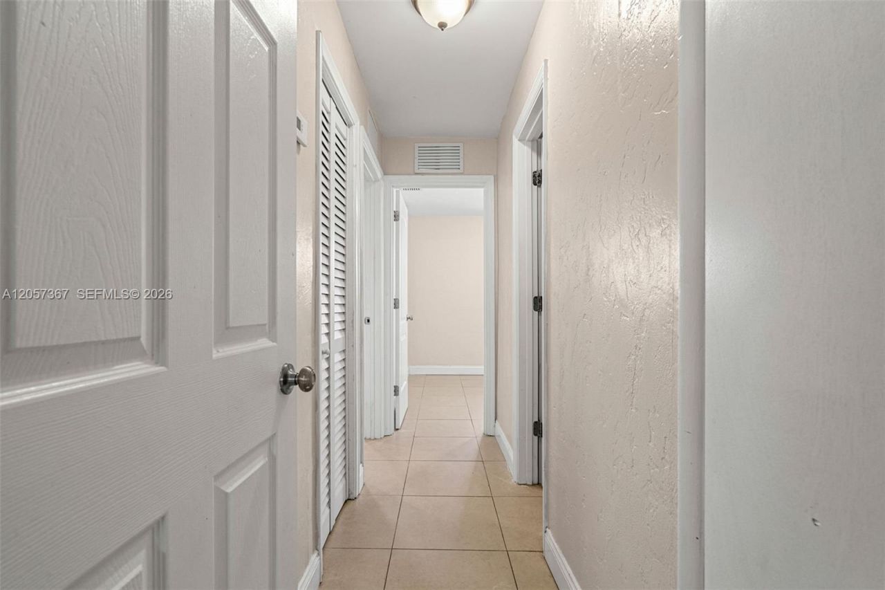 3220 E 8th Ave , Hialeah, FL 33013 Photo