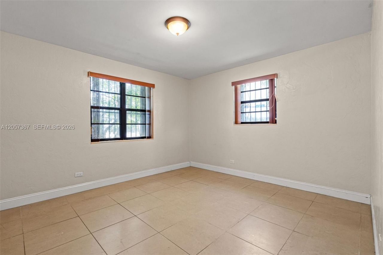 3220 E 8th Ave , Hialeah, FL 33013 Photo