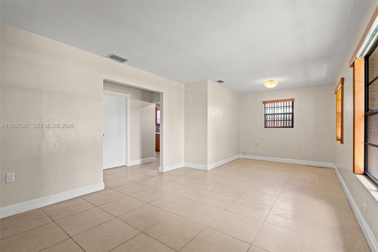 3220 E 8th Ave , Hialeah, FL 33013 Photo