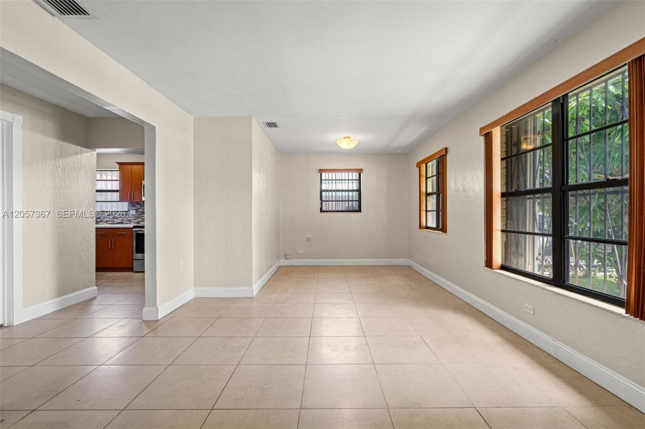 3220 E 8th Ave , Hialeah, FL 33013 Photo