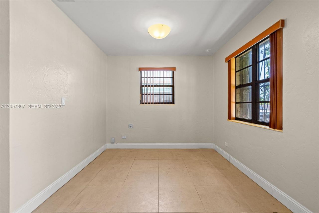 3220 E 8th Ave , Hialeah, FL 33013 Photo
