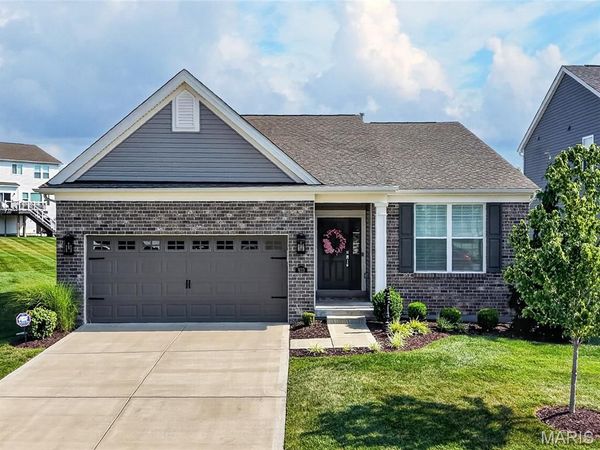 933 Sugar Pear Street, St Charles, MO 63301