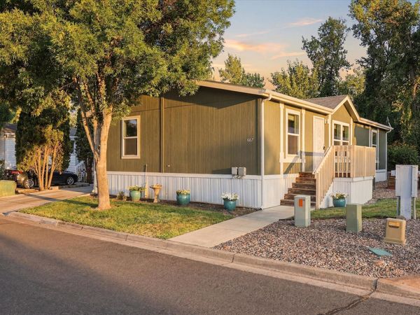 10 E South Stage Road, Unit SPC 607, Medford, OR 97501