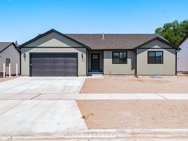 1307 Harris Loop, BLACKFOOT, ID 83221